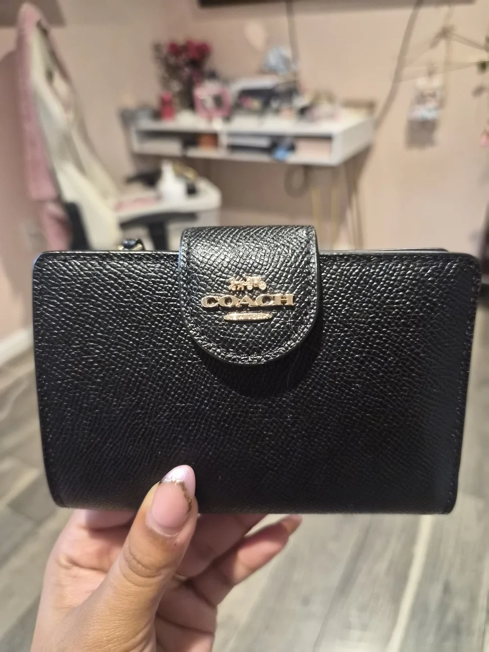 COACH Black Pebbled Leather Snap Wallet with Gold Logo
